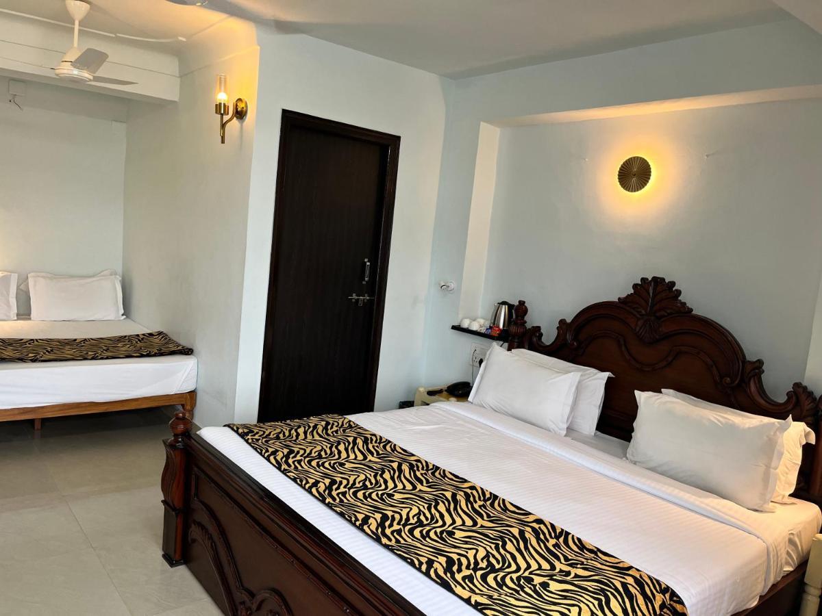 Hotel The Tiger Udaipur Exterior foto