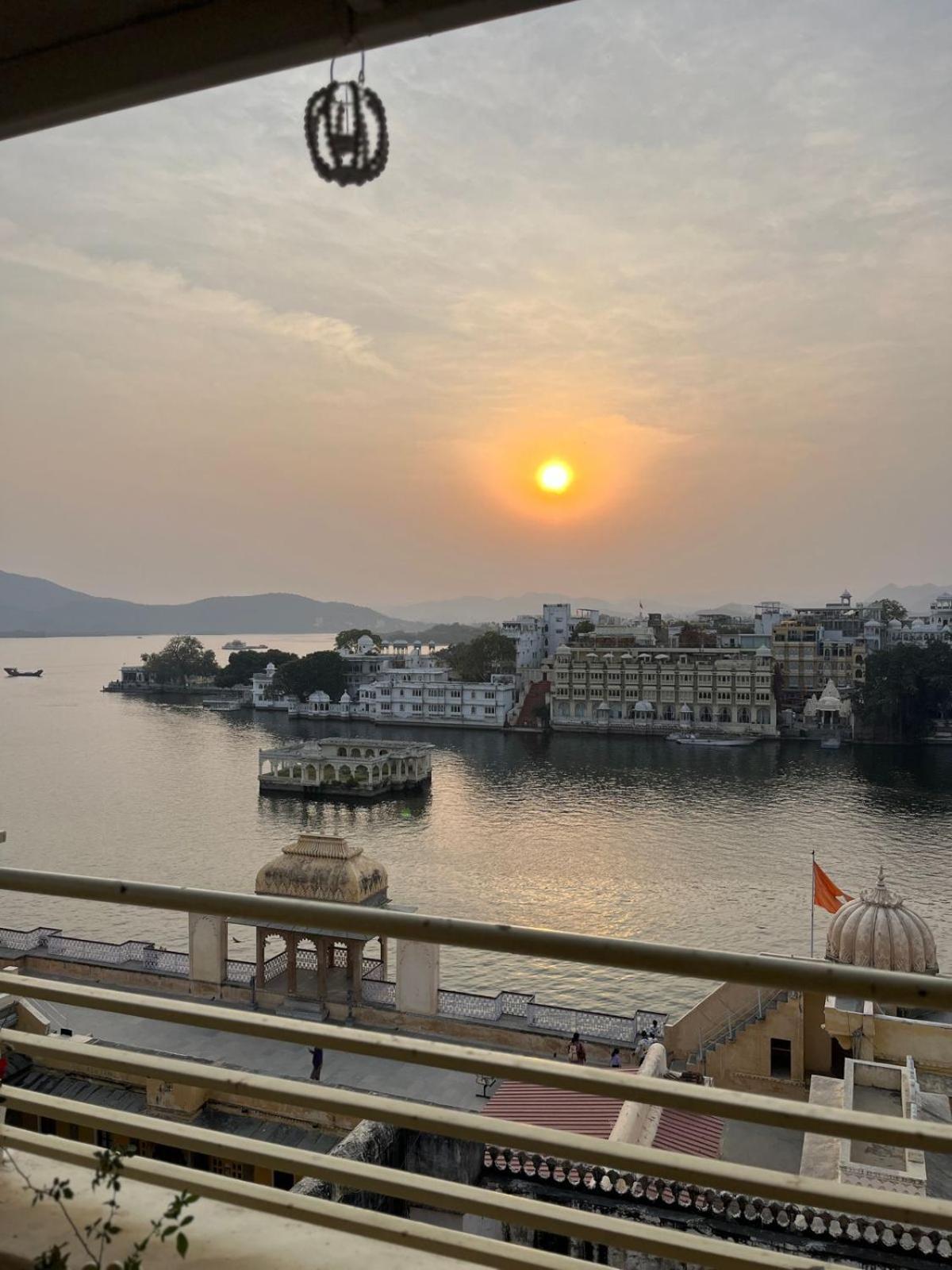 Hotel The Tiger Udaipur Exterior foto