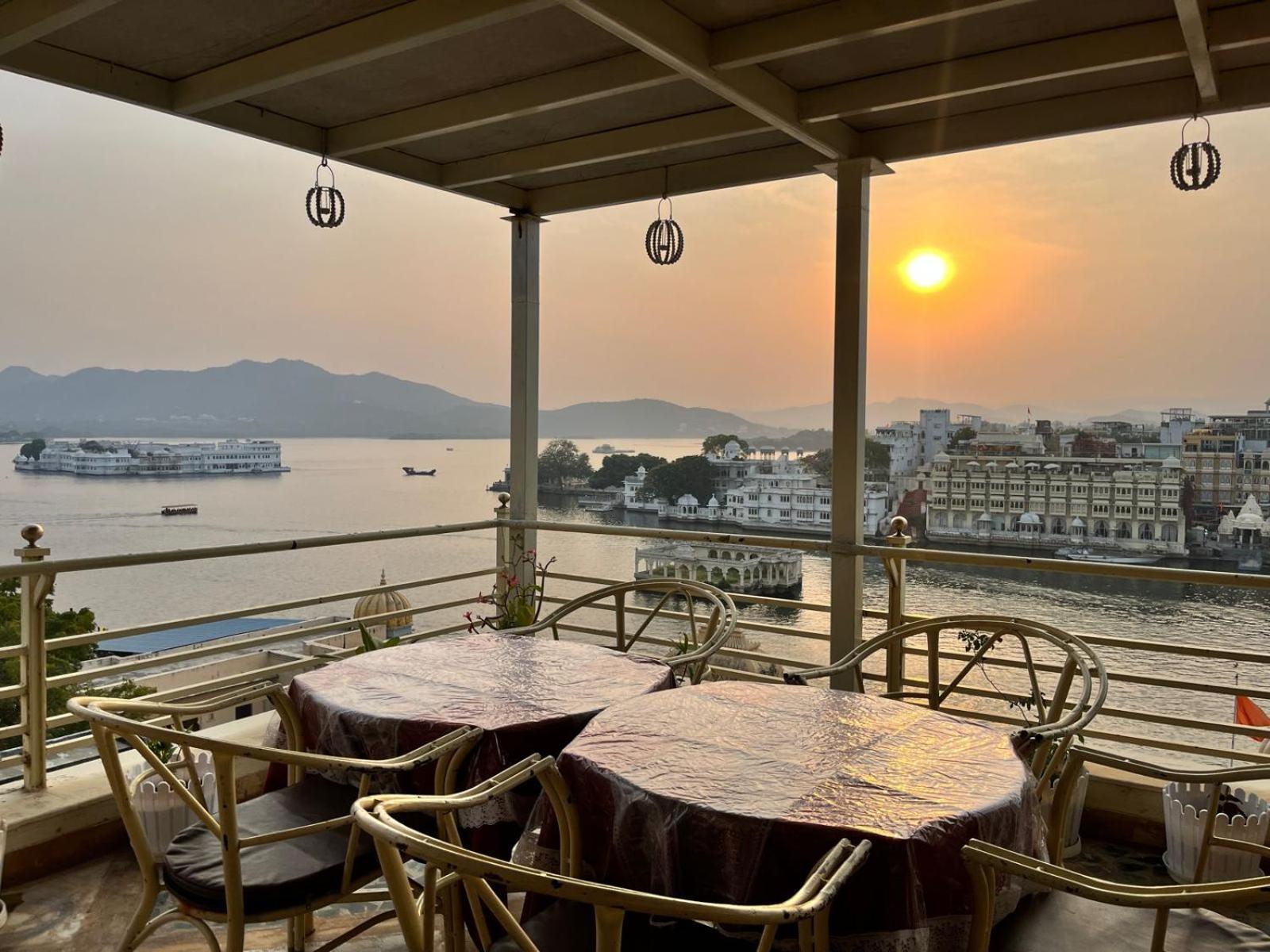 Hotel The Tiger Udaipur Exterior foto